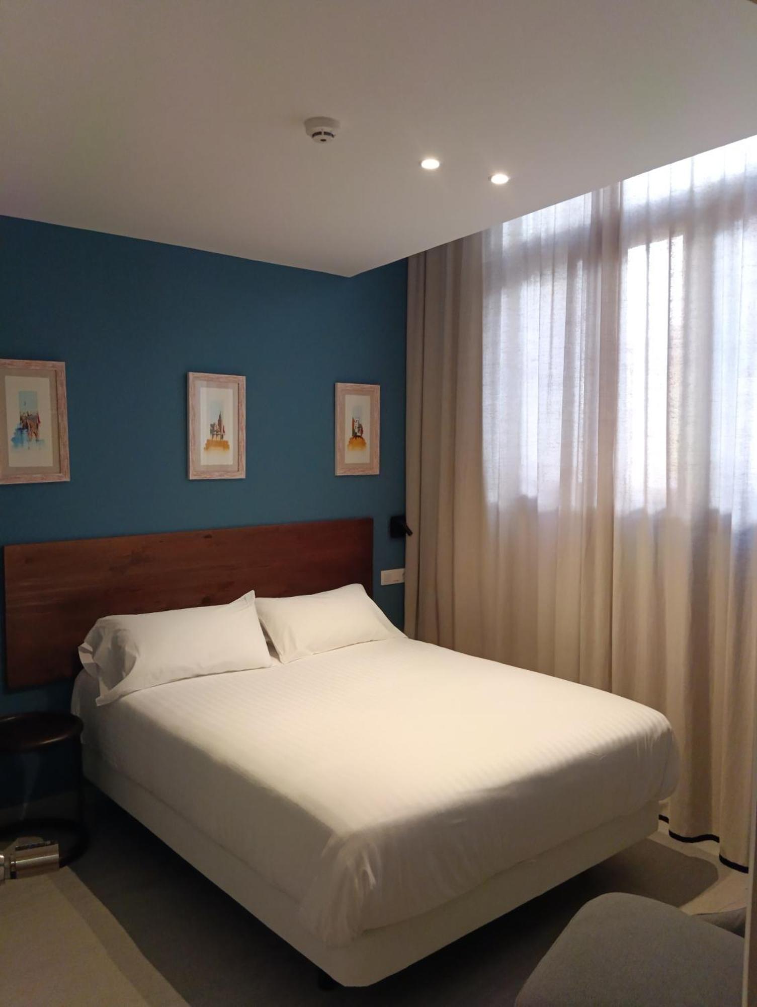 Terra Triana Apartments Sevilla Bagian luar foto