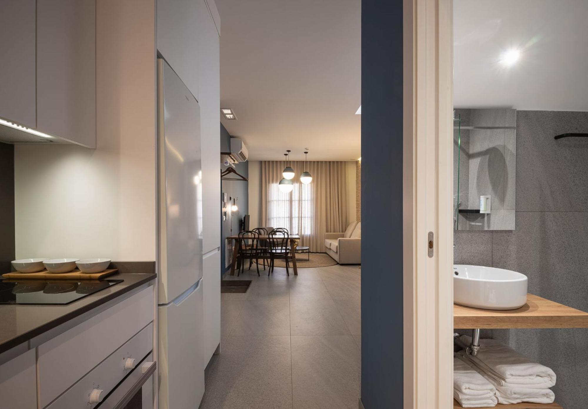 Terra Triana Apartments Sevilla Bagian luar foto